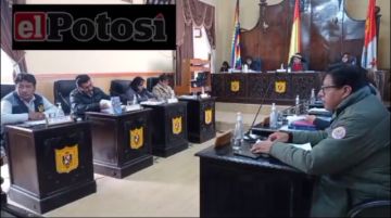 Concejales aprueban resolución que anula préstamo de 127 millones de Bolívianos