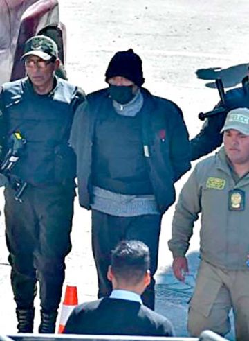 Novio de Odalys sale de prisión para ir a Yungas