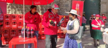 Fundación Coca-Cola de Bolivia prepara el intercambio de botellas plásticas por retornables en el día del reciclaje
