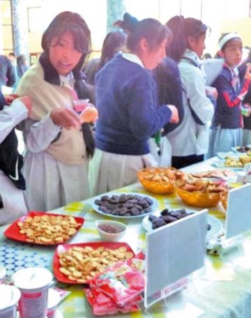 EBA continúa entregando el desayuno escolar