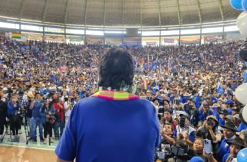 Ampliado del evismo prohíbe a sus diputados y senadores aprobar más créditos para el arcismo