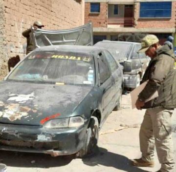 Recuperan un auto robado en zona Villa Magisterio