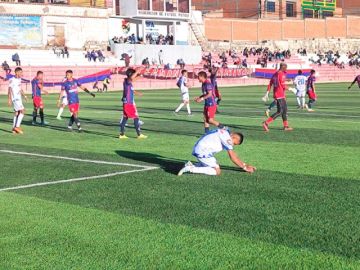Los jugadores de Wilstermann Cooperativas celebran el triunfo.