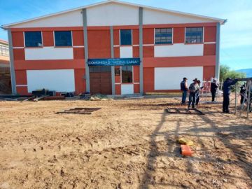 Más de 300 estudiantes se benefician con nuevo internado