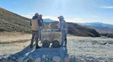 Mineras operan ilegalmente con solicitudes de exploración