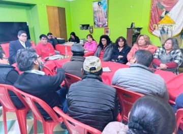 Comité de Ch'utillos rechaza a secretaria edil de cultura 