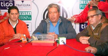 Nacional sigue analizando la llegada de refuerzos