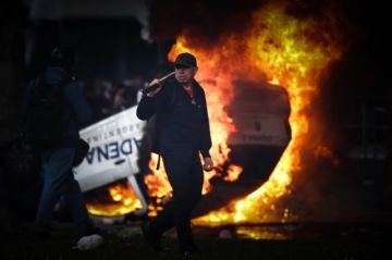 El Gobierno de Milei tacha las protestas frente al Senado de “sedición” y “golpe de Estado”