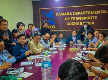 Se instalan las mesas de trabajo entre el Gobierno y el transporte pesado 