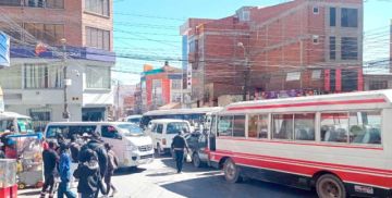 Las calles de Potosí colapsan con más de 90 mil vehículos