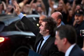 Milei recibe la medalla Hayek en Hamburgo por quitar “los grilletes” a la población