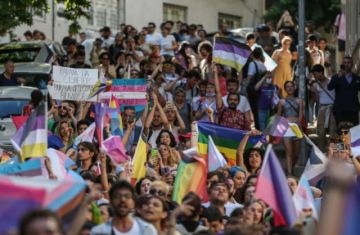Turquía bloquea distritos de Estambul para impedir la marcha del Orgullo LGTB