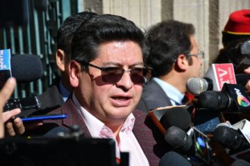 Gobierno lanza otra convocatoria al diálogo con el transporte pesado para este martes