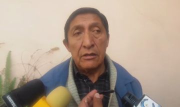 Chóferes lamentan falta de acercamiento de parte de la Alcaldía ante bloqueo indefinido de calles