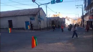 Vecinos anuncian desbloqueo de las calles de la ciudad de Potosí