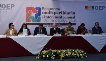 Comienza el encuentro político convocado por el TSE