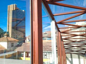 En La Paz inauguran puente de cristal como aporte cultural
