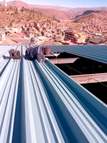 La cubierta desprotegida del mercado Vicuña.