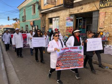Codesa marcha nuevamente y retoma medidas en contra de la “jubilación forzosa”
