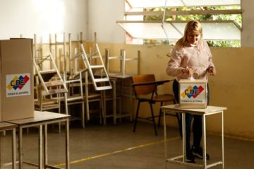 Abren los centros electorales en Venezuela para las presidenciales