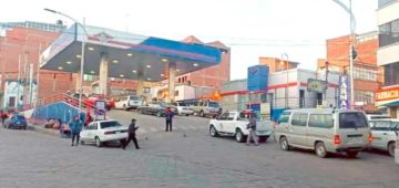 Distribuyen carburantes para regularizar ventas en Potosí