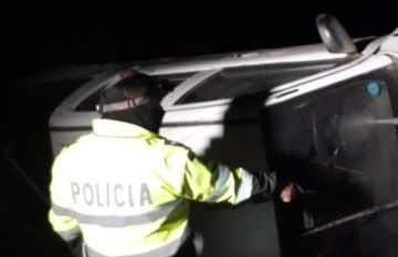 Profesora camargueña muere en accidente de una minivan