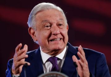 López Obrador pide que expresidente Peña Nieto declare sobre Ayotzinapa “si hay elementos”