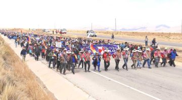 Gobierno convoca a Evo a instalar hoy el diálogo