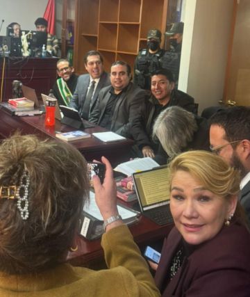 Antes del inicio del juicio.