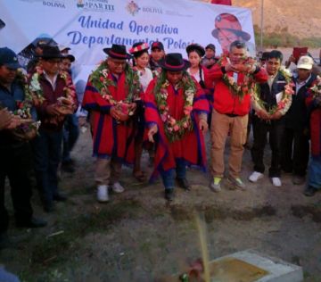 Inicia construcción de puente peatonal en Cotagaita con una inversión de dos millones de Bolivianos 