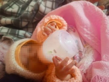 Menor raptada está con la siguiente vestimenta: chompa naranja y buzo rosado, mientras que la presunta autora, una mujer aproximadamente de 28 años de edad