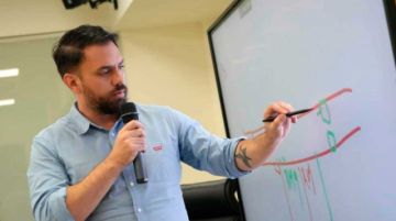 Anuncian proceso contra Evo por omisión de auxilio