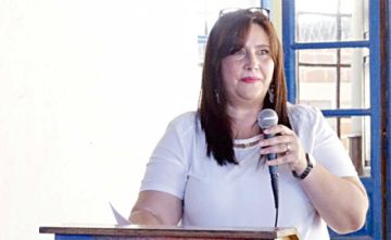 Paola Álvarez: No se están dando soluciones a la crisis