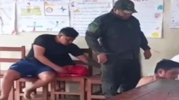 Activan investigación contra policías de Santa Cruz sorprendidos y junto a una mujer en un recinto