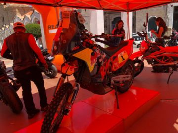  La feria se realiza en la plaza Alonzo de Ibáñez.