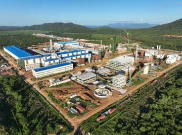 La planta Siderúrgica del Mutún se entrega en febrero de 2025, asegura el ministro de Economía