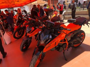  La feria se realiza en la plaza Alonzo de Ibáñez.