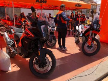  La feria se realiza en la plaza Alonzo de Ibáñez.