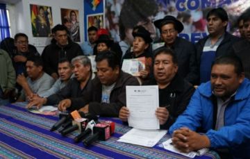 Evismo anuncia renuncia masiva de militantes al MAS