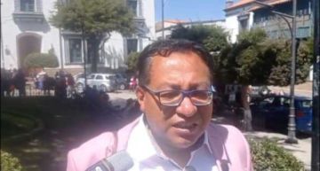 Asambleísta denuncia intento judicial de frenar fiscalización