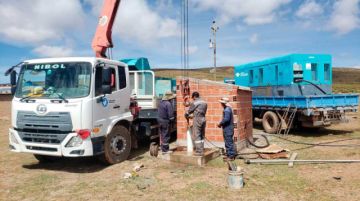Consolidan perforación de pozos en cinco municipios de Potosí