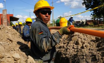 YPFB invierte USD 63,35 MM en construir 60.400 conexiones de gas domiciliario en Bolivia 