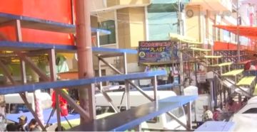 Carnaval de Oruro: Joven perdió un dedo en la gradería y su familia apareció para reclamarlo