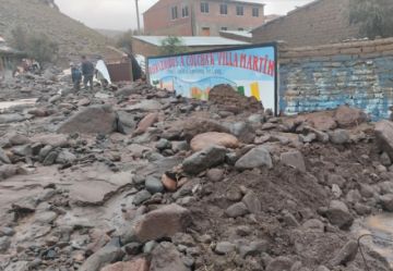 Diluvio causa estragos: viviendas destruidas y familias aisladas en el sudoeste de Potosí
