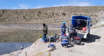 Actualmente, la laguna San Sebastián, una de las más grandes de Potosí, está siendo intervenida para evitar que tenga fisuras y filtraciones.