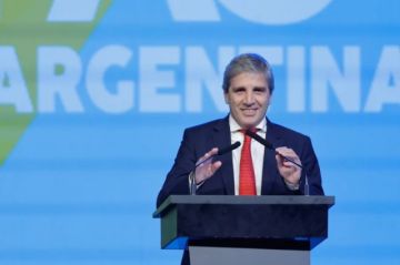 Argentina revela que el préstamo que negocia con el FMI asciende a 20.000 millones de dólares