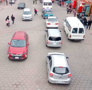 Transporte nacional suspende paro y en Potosí definirán otras medidas