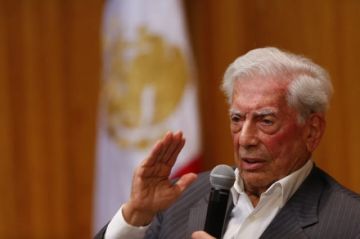 Latinoamérica despide al «maestro» Mario Vargas Llosa, «el peruano de todos los tiempos»