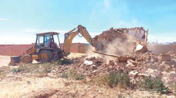 Alcalde anuncia demolición de viviendas en áreas avasalladas