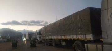 Desde el mediodía de ayer, hay tres puntos de bloqueo en el la carretera que comunica a Potosí con Sucre.